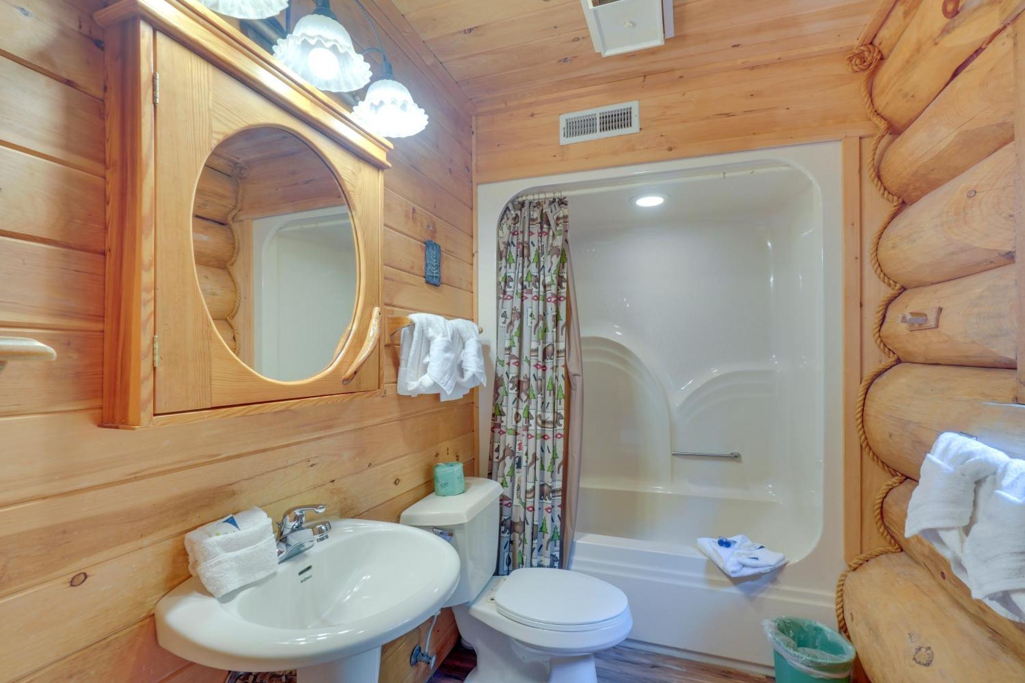 Gatlinburg Cabin With Hot Tub About 11 Miles To Downtown Esterno foto