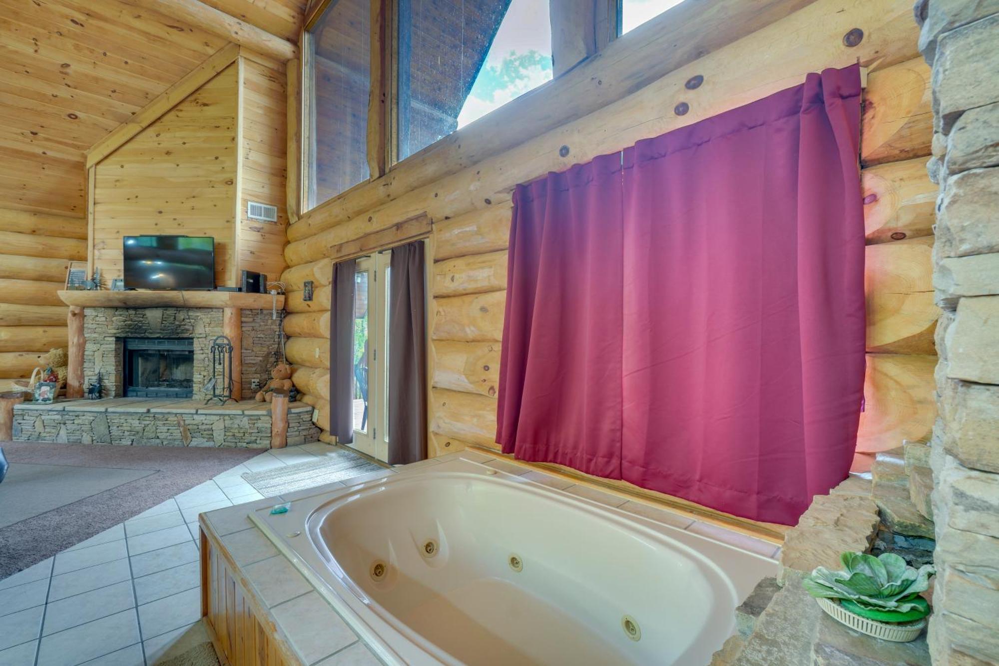 Gatlinburg Cabin With Hot Tub About 11 Miles To Downtown Esterno foto
